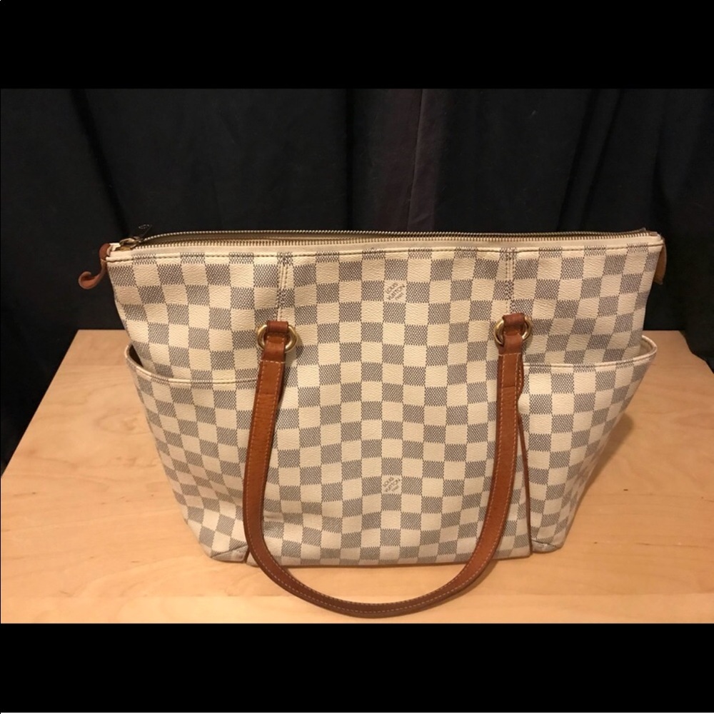 Authentic louis vuitton damier azur totally purse